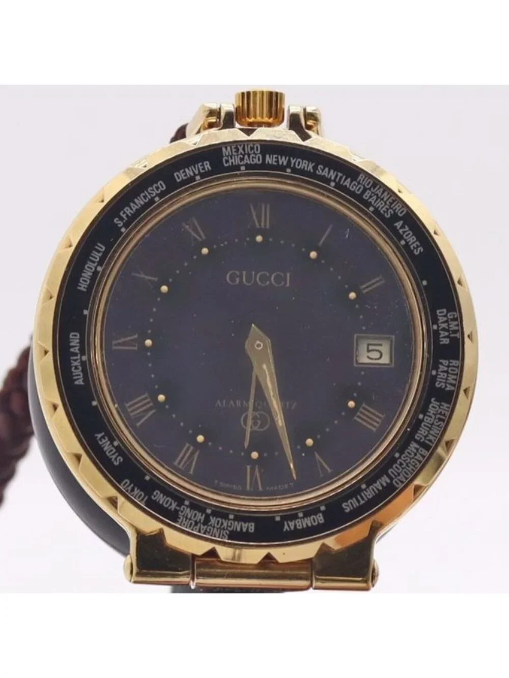 Gucci Alarm Quartz Date Black Dial Moderate Watch